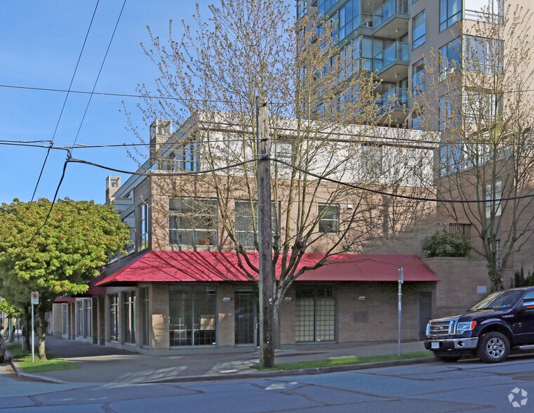 More Photos Of 1672 6th Av W, Vancouver Storefront Retail Residential For Sale