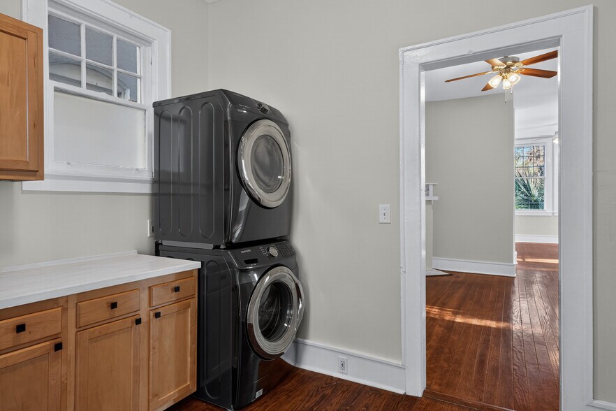 More Photos Of 923 E Park Ave, Savannah Apartments For Sale