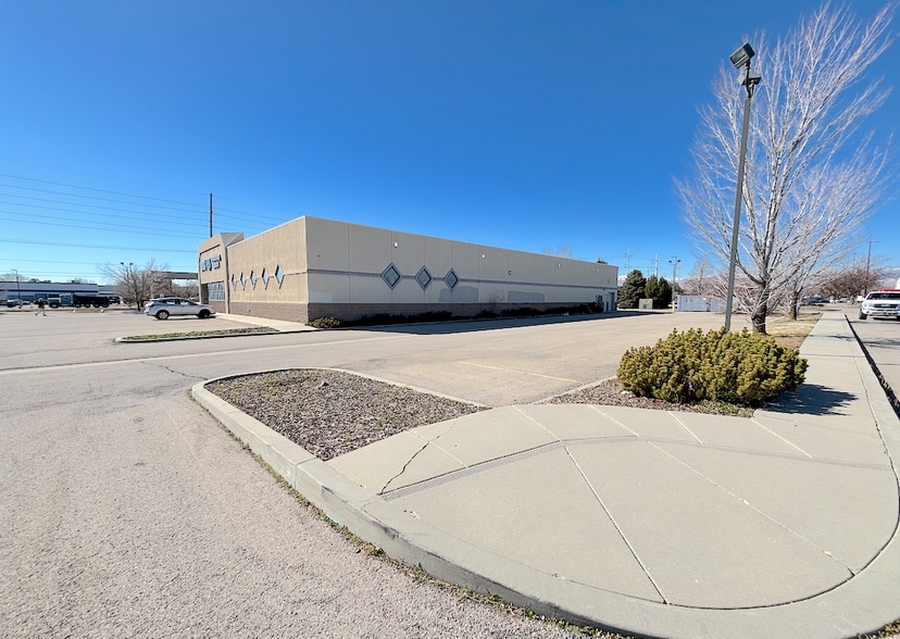 More Photos Of 1390 W 9000 S, West Jordan Freestanding For Lease
