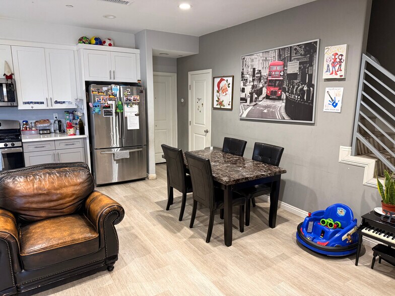 More Photos Of 2531 Folsom St, Los Angeles Apartments For Sale