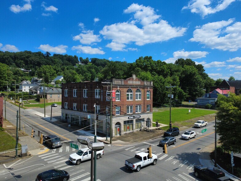 More Photos Of 2602 E Main St, Chattanooga Loft Creative Space For Sale