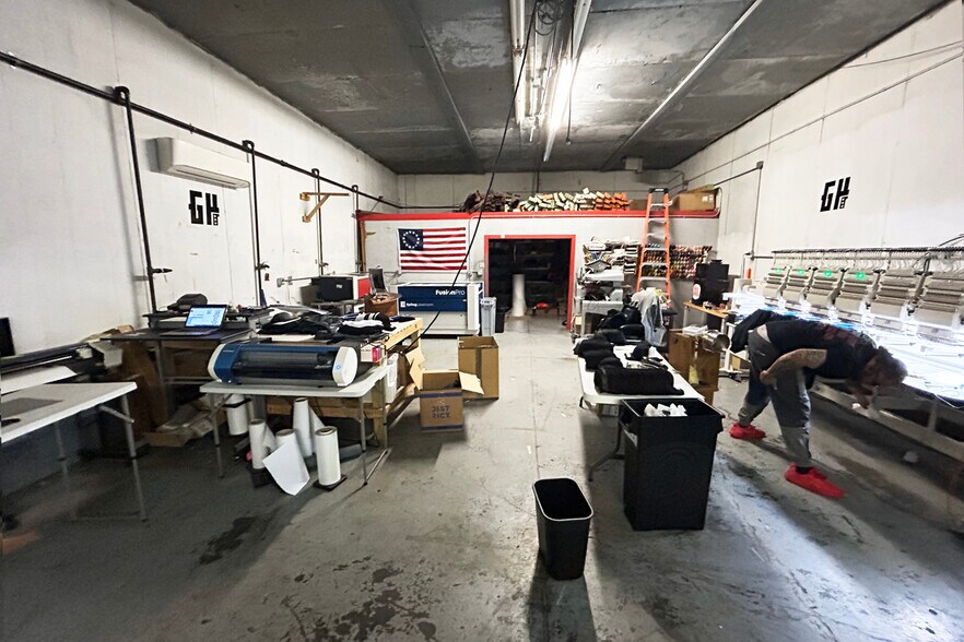 More Photos Of 129 Dishman Ln, Bowling Green Warehouse For Lease