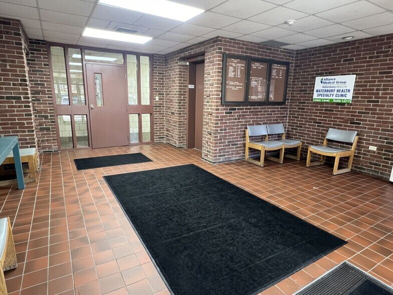 More Photos Of 140 Grandview Ave, Waterbury Unknown For Lease