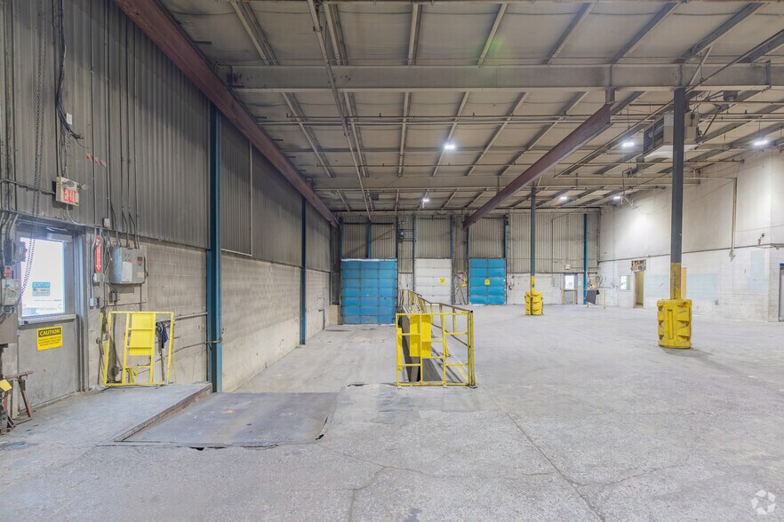 More Photos Of 8069 Lawson Rd, Milton Manufacturing For Lease