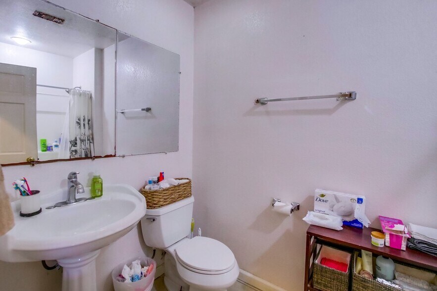 More Photos Of 215 Willie James Jones Ave, San Diego Apartments For Sale