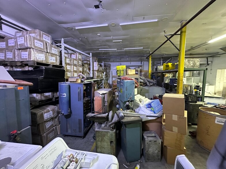 More Photos Of 137 N Joy St, Corona Land For Lease