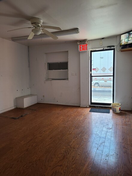 More Photos Of 527 E 82nd St, Brooklyn Industrial For Sale