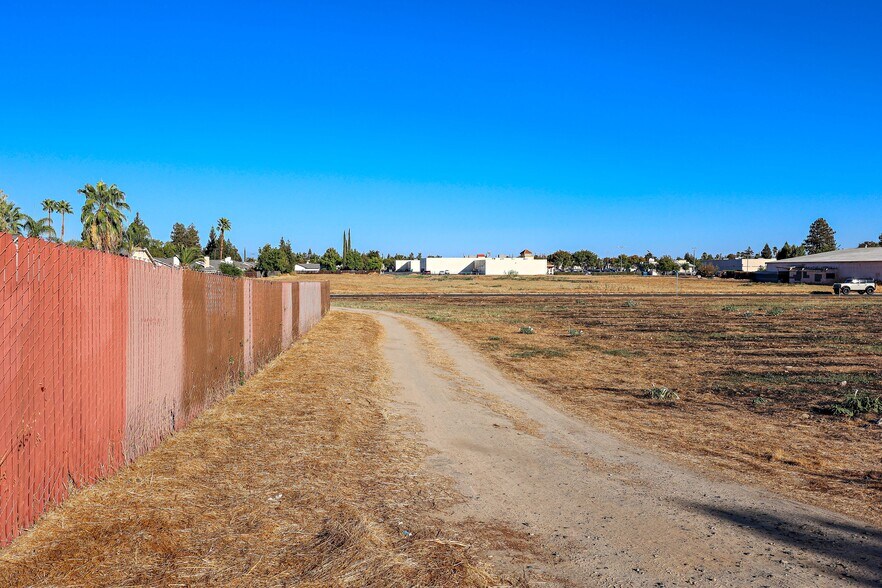 More Photos Of 0 Redwood Avenue, Atwater Land For Sale