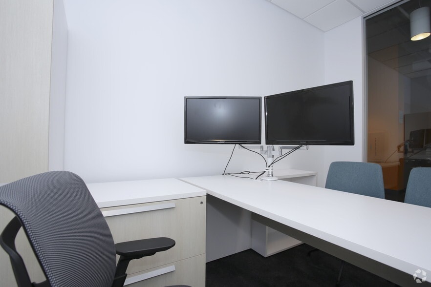 More Photos Of 3200 Windy Hill Rd SE, Atlanta Office For Lease