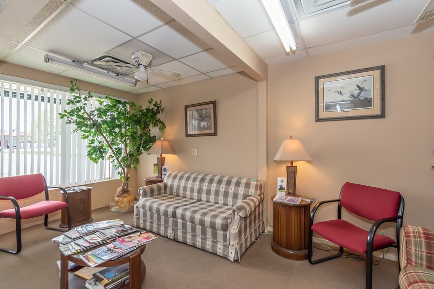 More Photos Of 3920 Nowata Rd, Bartlesville Freestanding For Sale