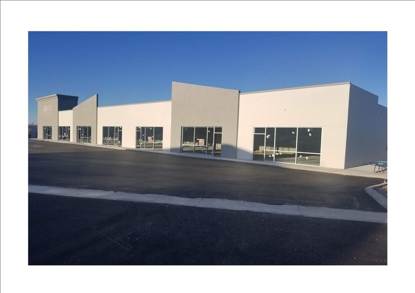 More Photos Of 181 Village Ct, El Paso Storefront For Lease