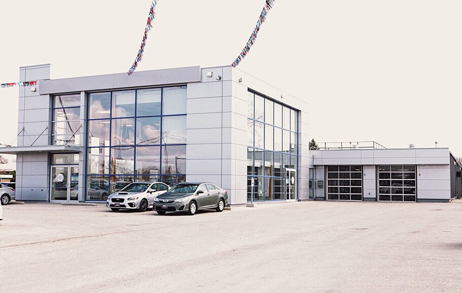 More Photos Of 810 Regent Ave W, Winnipeg Auto Dealership For Sale