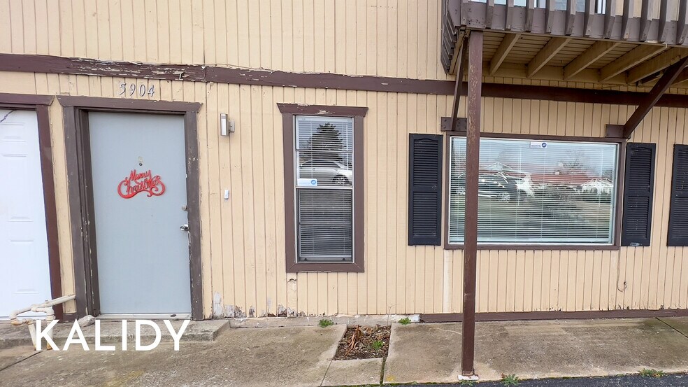 More Photos Of 5900-5912 W Hefner Rd, Oklahoma City Office For Lease