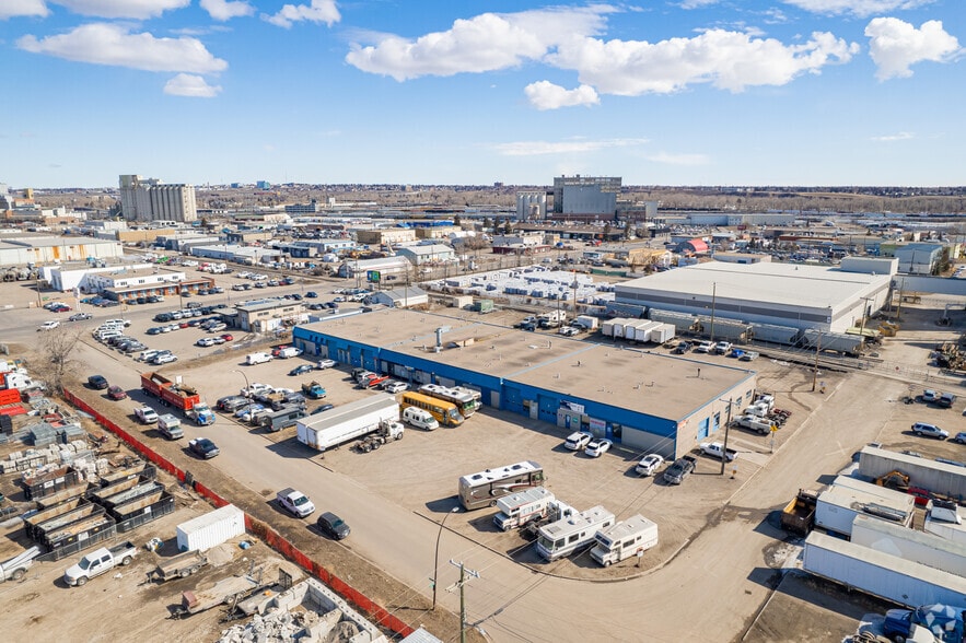 More Photos Of 4150 14A St SE, Calgary Warehouse For Lease