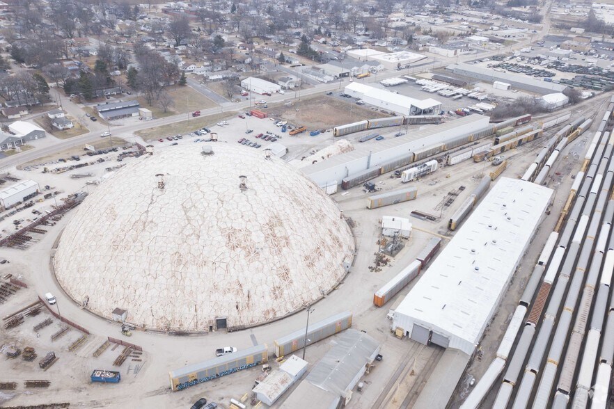 Primary Photo Of 435 N Old St. Louis Rd, Wood River Manufacturing For Lease