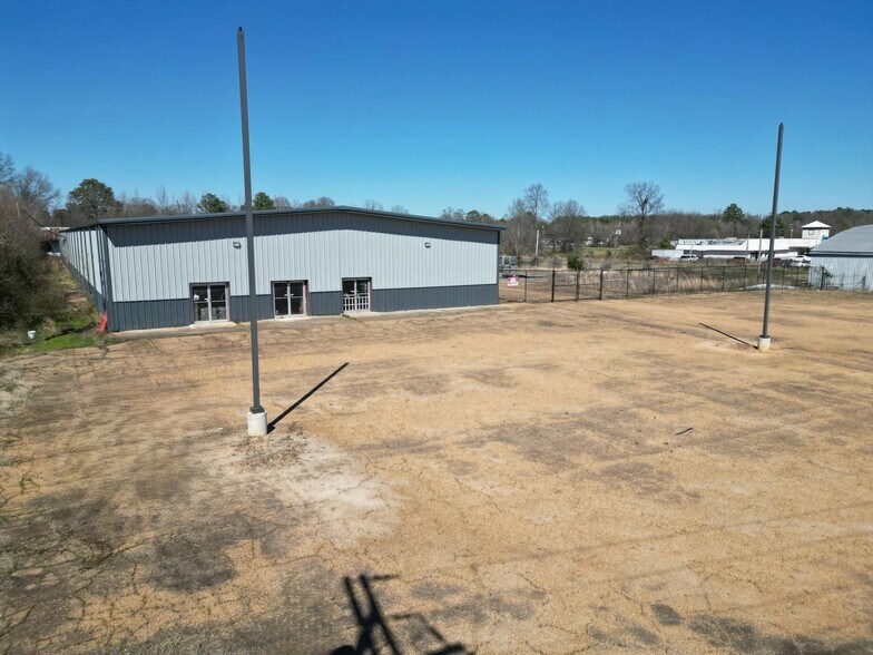 More Photos Of 710 Us-80, Flowood Freestanding For Lease