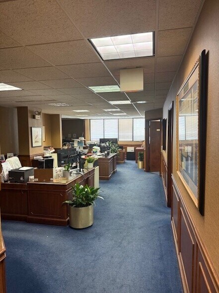 More Photos Of 1615 Forum Pl, West Palm Beach Office For Lease