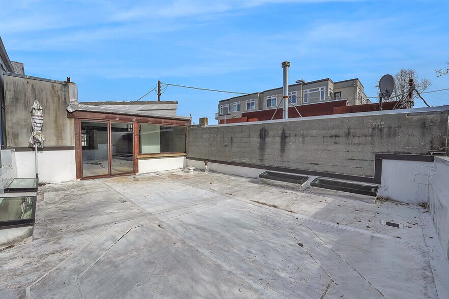 More Photos Of 10 Dravus St, Seattle Unknown For Lease