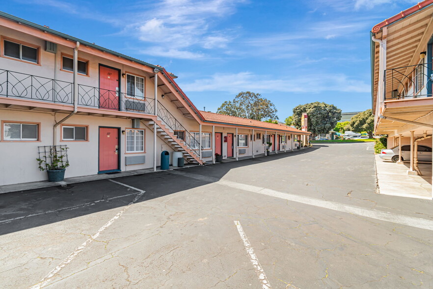More Photos Of 7525 Mission St, Daly City Hotel For Sale