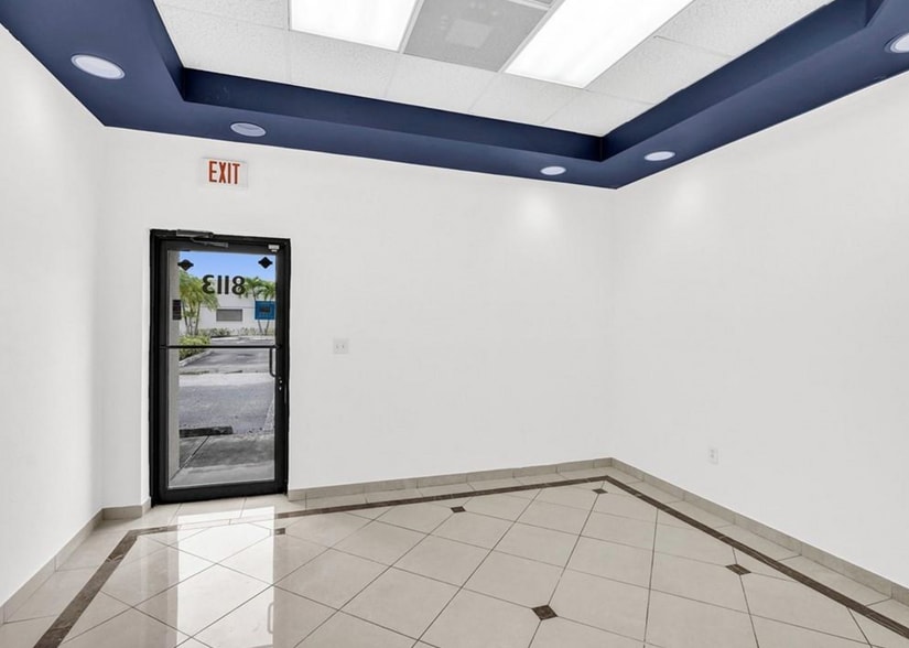 More Photos Of 8111-8119 NW 33rd St, Miami Warehouse For Sale