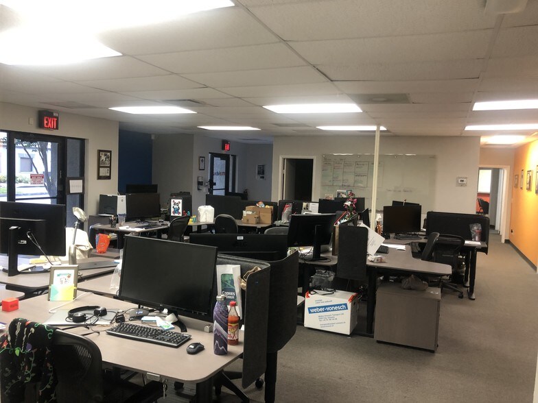 More Photos Of 13555 Automobile Blvd, Clearwater Medical For Lease