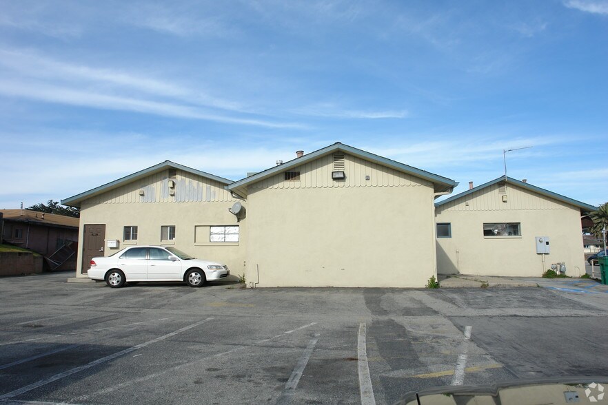 More Photos Of 3074 Del Monte Blvd, Marina Storefront Retail Office For Sale