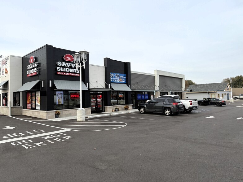 More Photos Of 31301 Harper Ave, Saint Clair Shores Restaurant For Lease
