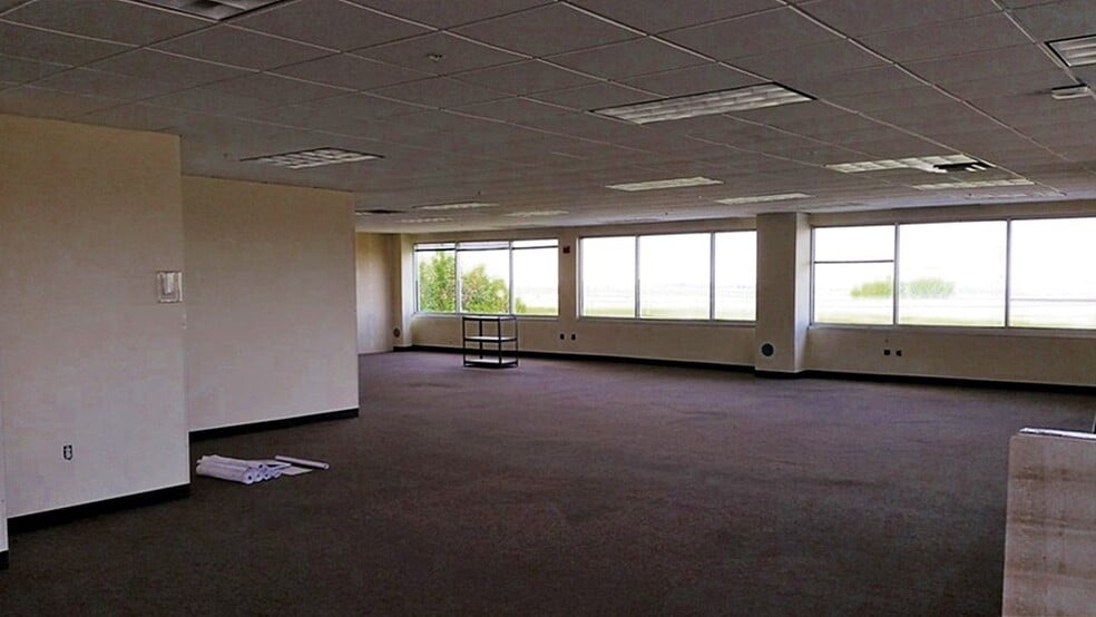 More Photos Of 18300 E 71st Ave, Denver Office For Lease