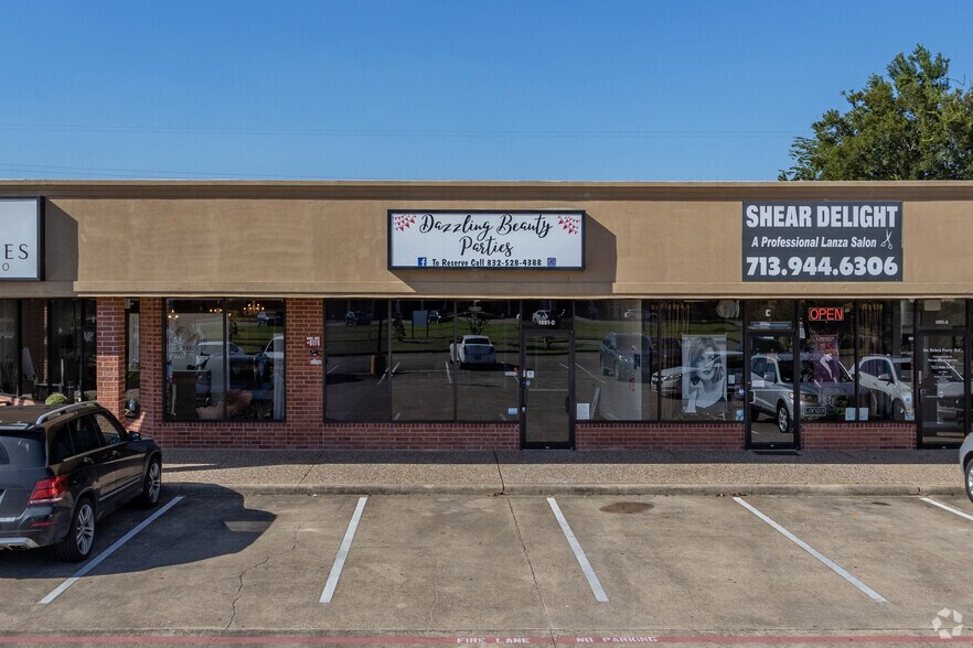 More Photos Of 1001 Fairmont Pky, Pasadena Unknown For Lease