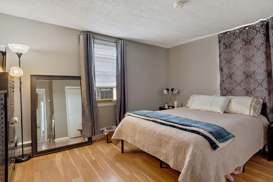 More Photos Of 180 Madison Ave, Port Chester Office For Sale