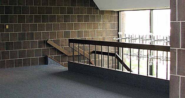 More Photos Of 825 Riverview Dr, Benton Harbor Light Distribution For Sale