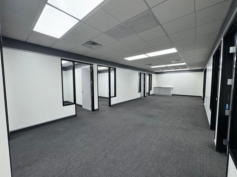 More Photos Of 2760-2764 Lake Sahara Dr, Las Vegas Medical For Lease