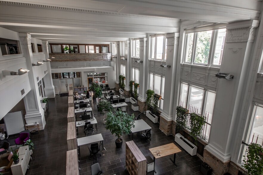 More Photos Of 402 W Pender St, Vancouver Office Residential For Sale