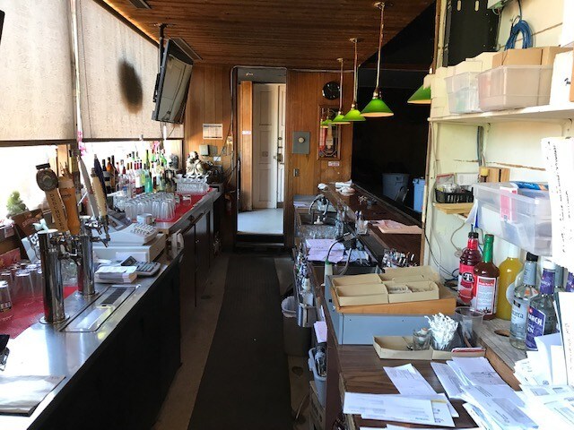 More Photos Of 2288 Country Club Rd, Woodburn Restaurant For Sale