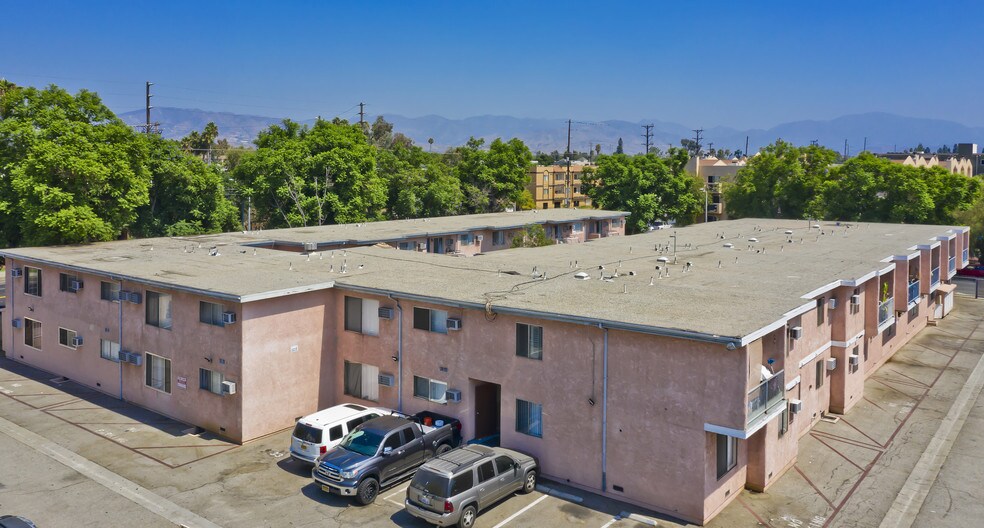 More Photos Of 9075 Cedros Ave, Panorama City Apartments For Sale