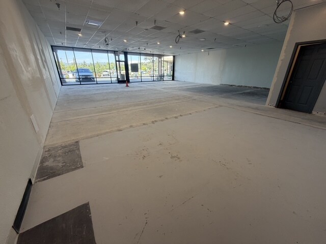 More Photos Of 777 California 49, Jackson General Retail For Lease