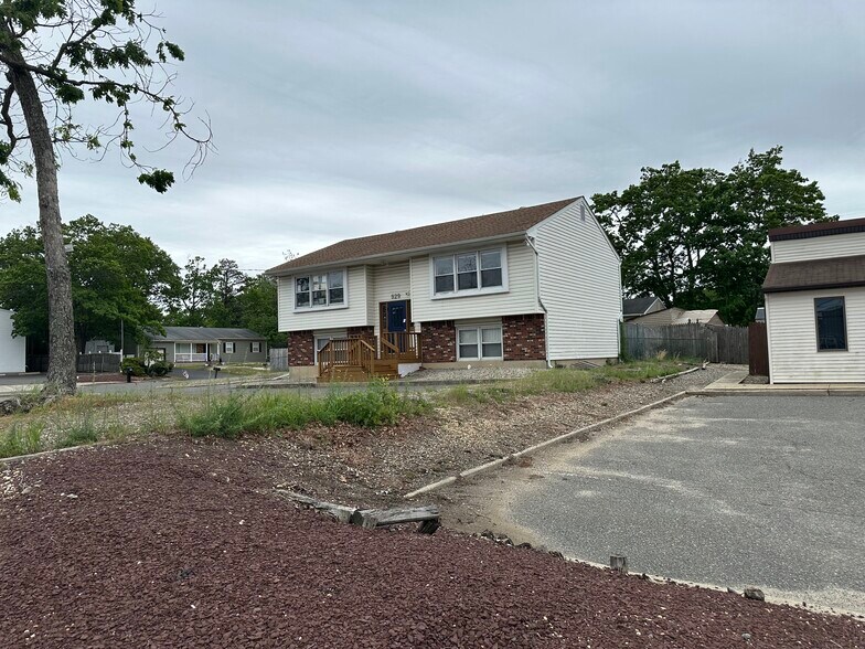 More Photos Of 929 Lacey Rd, Forked River Office For Sale