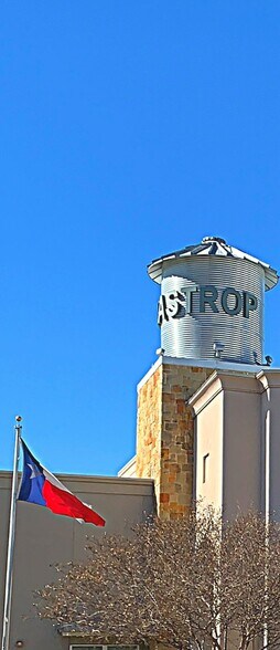 More Photos Of 1401 Chestnut St, Bastrop Land For Sale