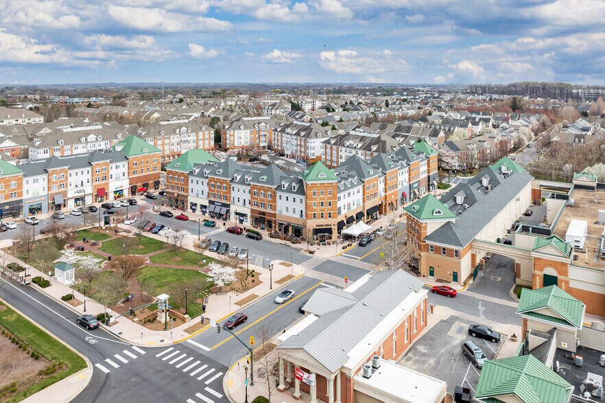 More Photos Of 402 King Farm Blvd, Rockville Unknown For Lease