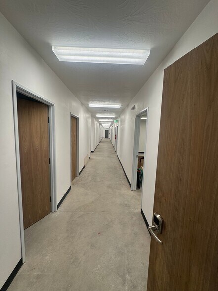 More Photos Of 5750 DENALI Ln, Caliente Manufacturing For Sale