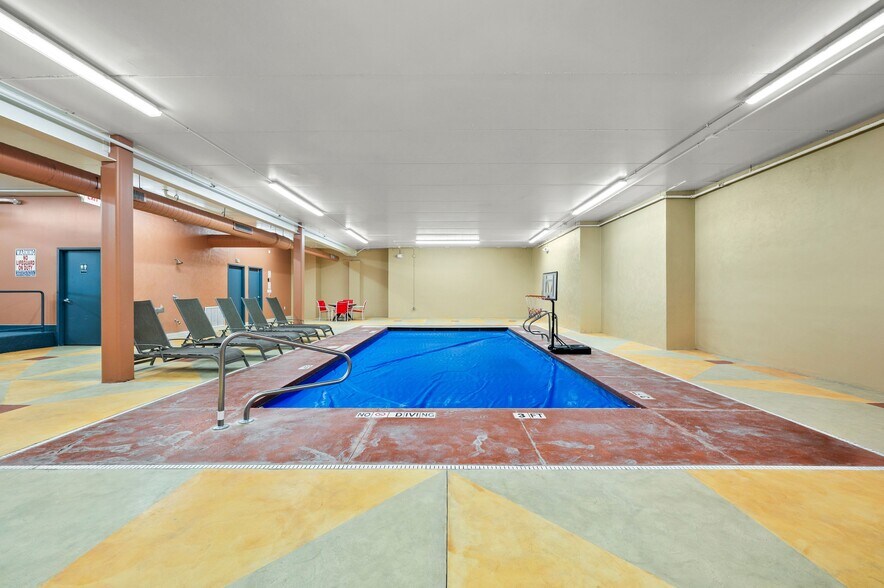More Photos Of 225 N Whittaker St, New Buffalo Apartments For Sale