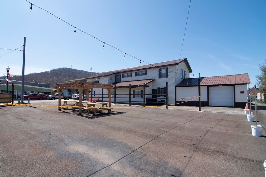 More Photos Of 439 Main Street, Rainelle Storefront Retail Residential For Sale