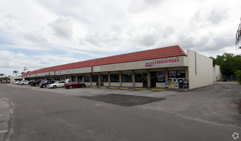 More Photos Of 757-789 US 41 Byp S, Venice Unknown For Lease