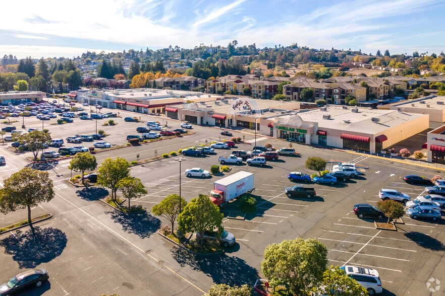 More Photos Of 3355-3375 Sonoma Blvd, Vallejo Freestanding For Lease