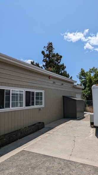 More Photos Of 63060 Nels Anderson Rd, Bend Restaurant For Lease