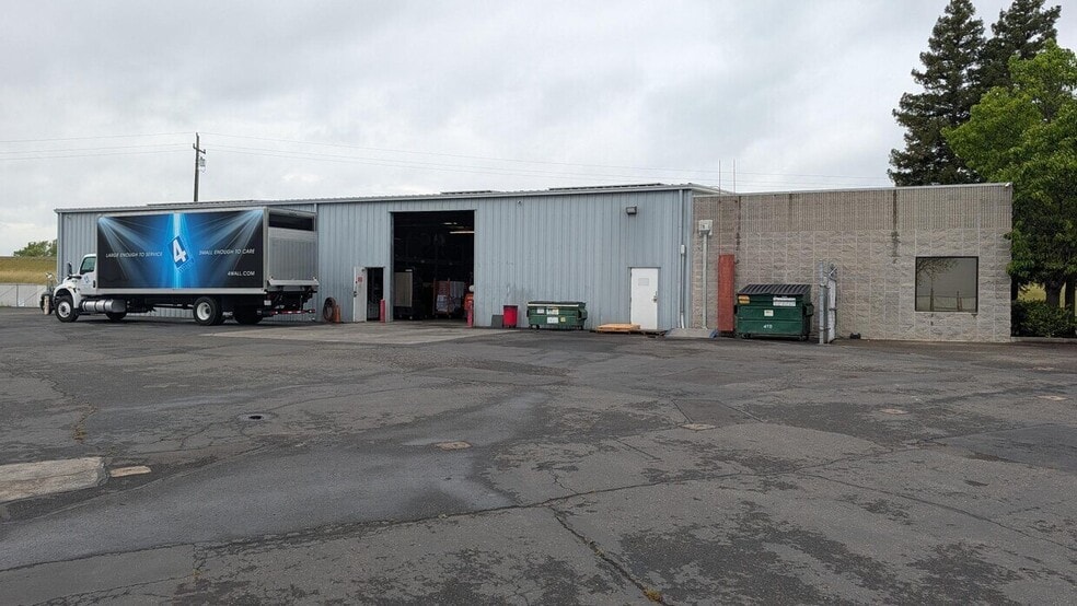 More Photos Of 4081 Seaport Blvd, West Sacramento Warehouse For Lease