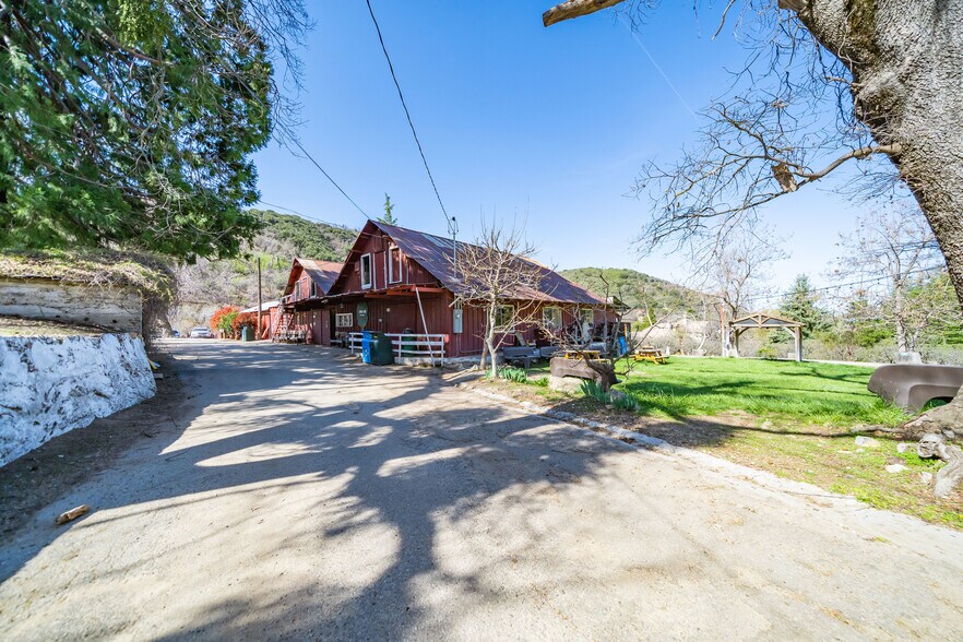 More Photos Of 39285 Snowline Circle, Oak Glen Specialty For Sale