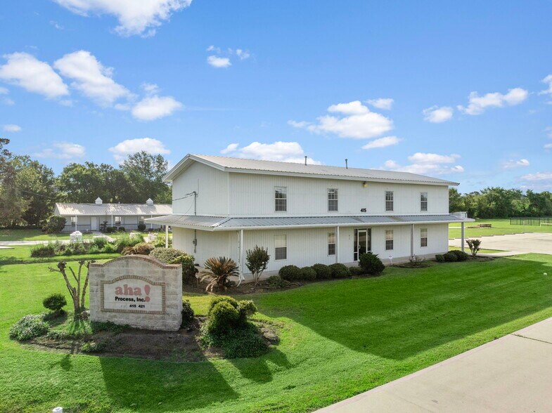 More Photos Of 421 Jones Rd, Highlands Warehouse For Sale