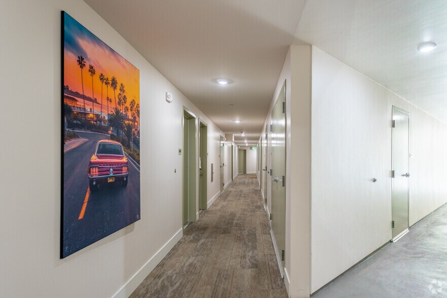 More Photos Of 11701 W Gateway Blvd, Los Angeles Apartments For Lease