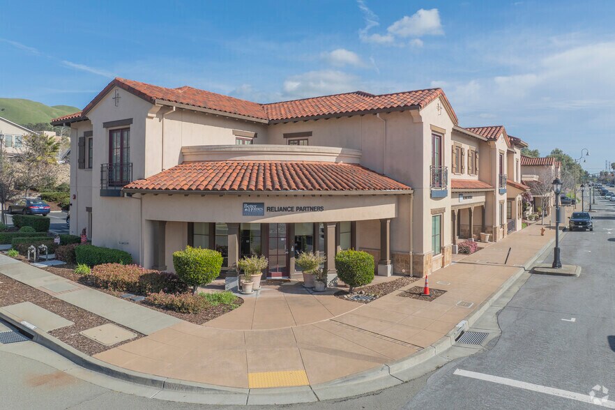 More Photos Of 43430-43480 Mission Blvd, Fremont Freestanding For Lease